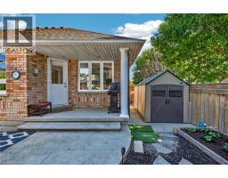 62 VARLEY Crescent - 6