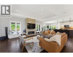 13 WINGROVE WOODS - 11
