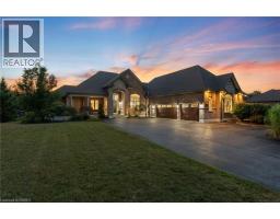 13 WINGROVE WOODS - 3