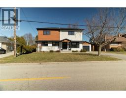 40 VARADI Avenue - 2