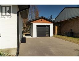 40 VARADI Avenue - 5