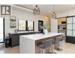 40 VARADI Avenue - 8