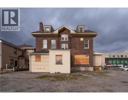 41 WELLINGTON Street - 21