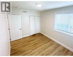 75 HENDERSON Avenue - 17