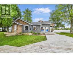 43 MCCLINTOCK Drive - 1