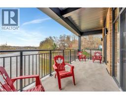 7 GRAND RIVER Street N UnitNo. 201 - 32