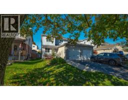 23 FREEMAN Crescent - 2
