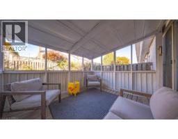 23 FREEMAN Crescent - 27