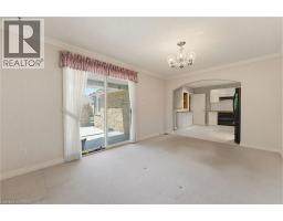 22 DUNSDON Street - 15