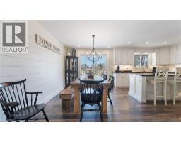 761 LYNDEN Road - 14