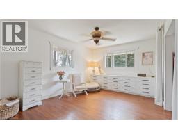 761 LYNDEN Road - 24