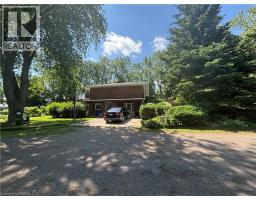 761 LYNDEN Road - 3
