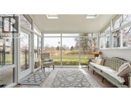 761 LYNDEN Road - 32