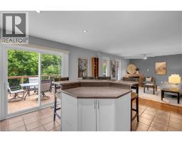 34 MAICH Crescent - 13