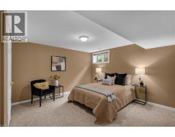 34 MAICH Crescent - 28