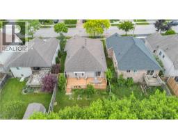34 MAICH Crescent - 44