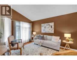 34 MAICH Crescent - 7
