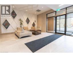 1 WELLINGTON Street UnitNo. 817 - 3