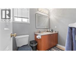 124 OSBORN Avenue - 18