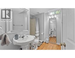 124 OSBORN Avenue - 24
