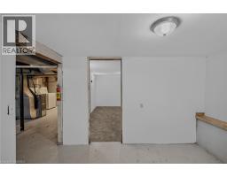 39 SANDERSON Street - 27