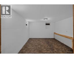 39 SANDERSON Street - 29