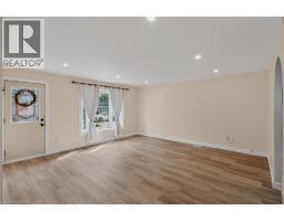 39 SANDERSON Street - 8