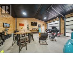 17 PLEASANT Crescent - 28