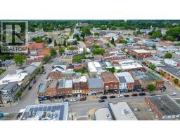 36 NORFOLK Street S - 34