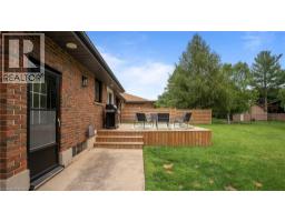 25 SENECA Crescent - 27