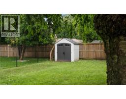 25 SENECA Crescent - 33