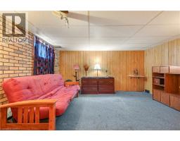 45 WELLINGTON Street - 25