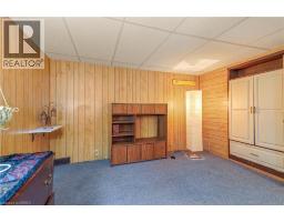 45 WELLINGTON Street - 26
