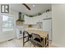 17 AMELIA Street - 14