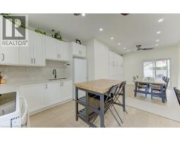 17 AMELIA Street - 15