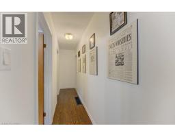 17 AMELIA Street - 18