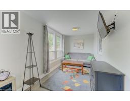 17 AMELIA Street - 37