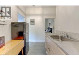 17 AMELIA Street - 41