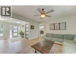 17 AMELIA Street - 6