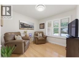 10 LISMER S Place - 7