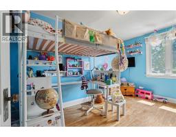 291 SHERIDAN Street - 12