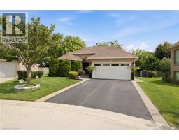 37 MC INTOSH Court - 1
