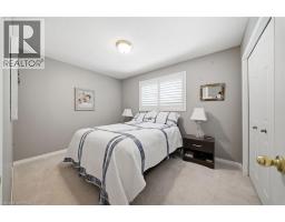 37 MC INTOSH Court - 18