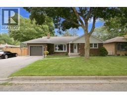 37 BURKE Avenue - 9
