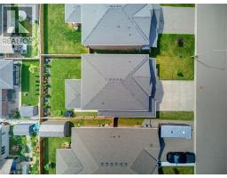 192 GIBBONS Street - 33