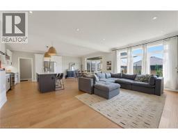 192 GIBBONS Street - 4