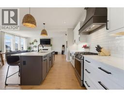 192 GIBBONS Street - 7