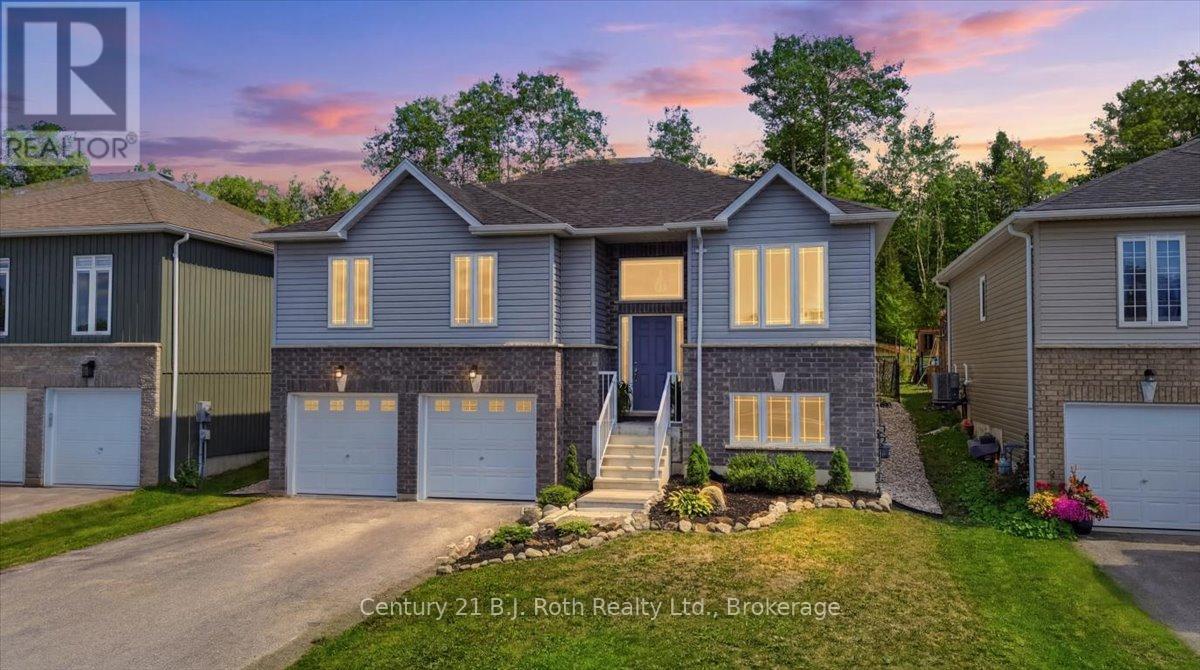 27 RALPH DALTON BOULEVARD, Tay (Victoria Harbour)