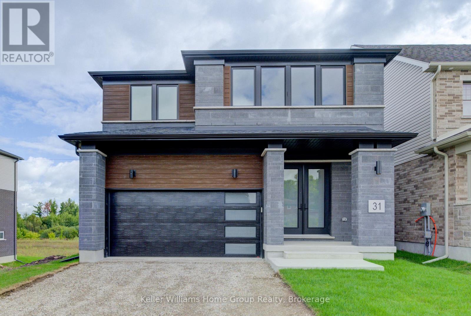 31 NICHOLAS WAY WAY, Guelph (Victoria North)
