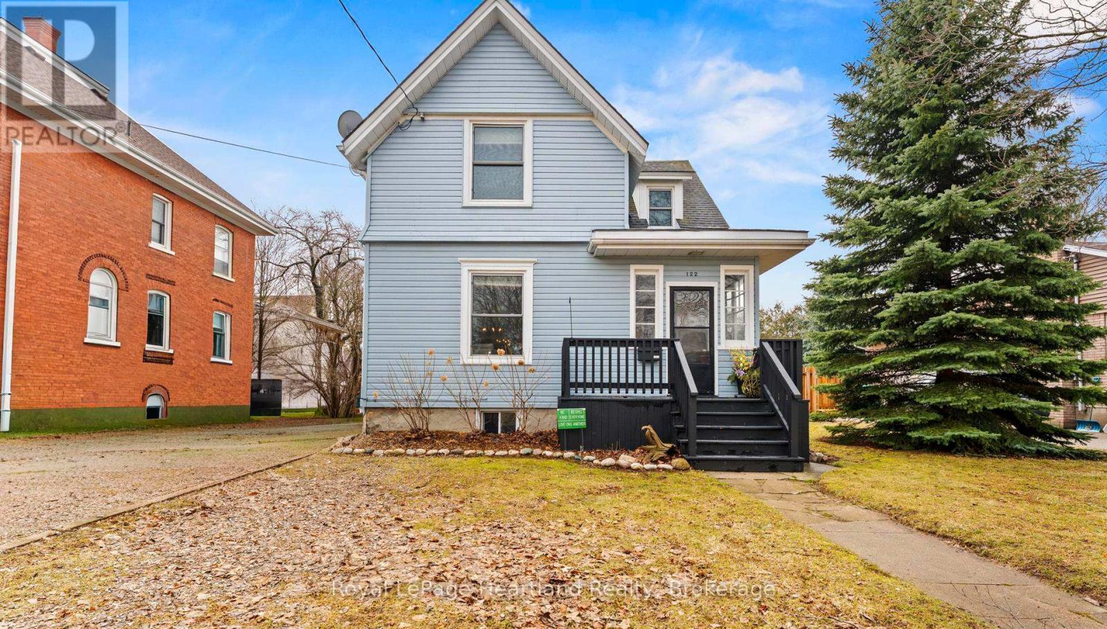 122 NELSON STREET E, Goderich (Goderich (Town))